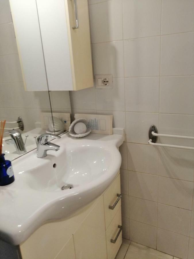 Casamare Apartment Menton Bagian luar foto